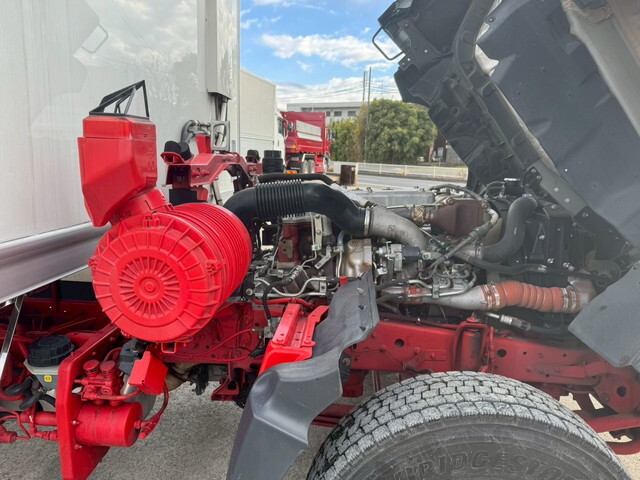 日野レンジャー冷凍車（冷蔵車）中型（4t）[写真29]