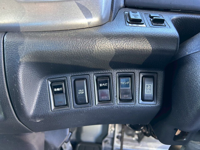 日野レンジャーアルミウイング中型（4t）[写真28]