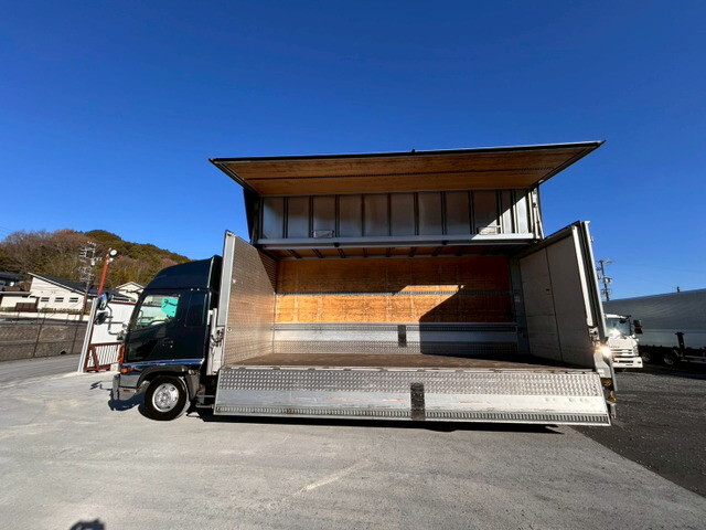 日野レンジャーアルミウイング中型（4t）[写真09]