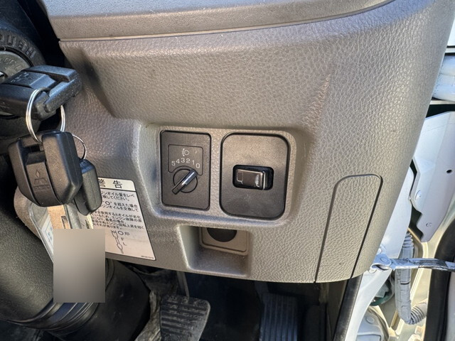 三菱ふそうキャンターパッカー車（塵芥車）小型（2t・3t）[写真07]