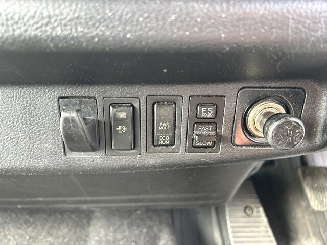 日野レンジャーアルミバン中型（4t）[写真15]