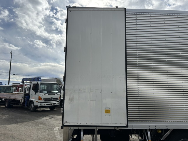 日野レンジャーアルミバン中型（4t）[写真19]