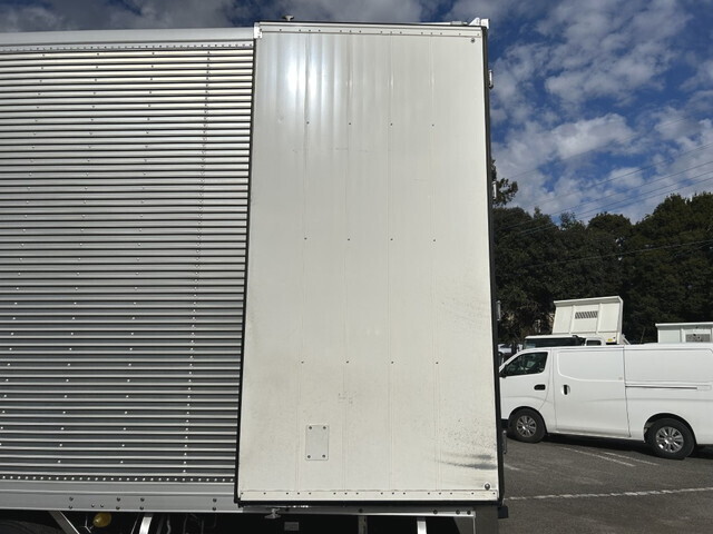 日野レンジャーアルミバン中型（4t）[写真21]