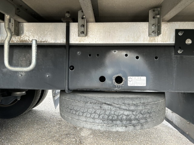 日野レンジャーアルミバン中型（4t）[写真28]