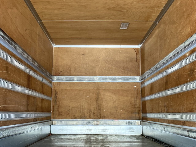 日野レンジャーアルミバン中型（4t）[写真39]