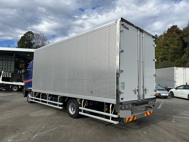 日野レンジャーアルミバン中型（4t）[写真04]