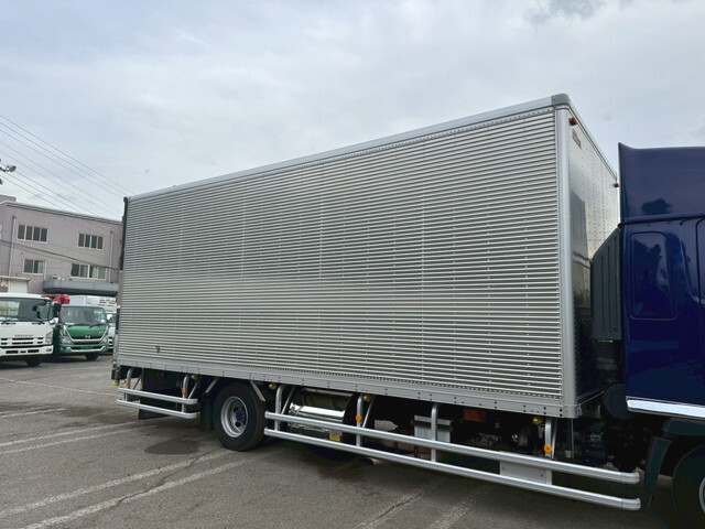 日野レンジャーアルミバン中型（4t）[写真06]