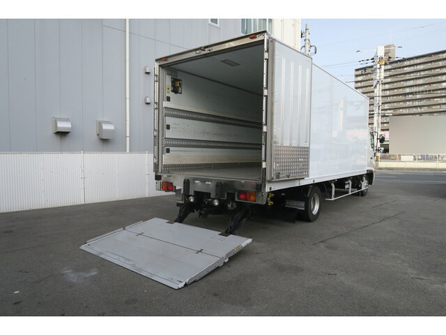 日野レンジャー冷凍車（冷蔵車）中型（4t）[写真14]