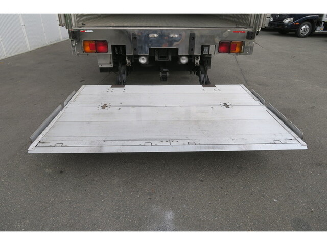 日野レンジャー冷凍車（冷蔵車）中型（4t）[写真15]