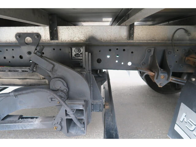 日野レンジャー冷凍車（冷蔵車）中型（4t）[写真20]