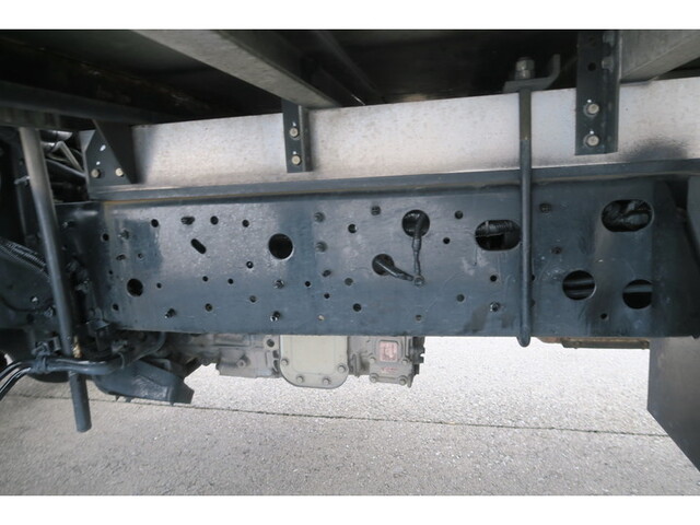 日野レンジャー冷凍車（冷蔵車）中型（4t）[写真24]