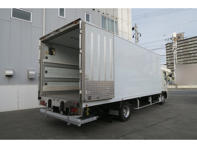 日野レンジャー冷凍車（冷蔵車）中型（4t）[写真03]