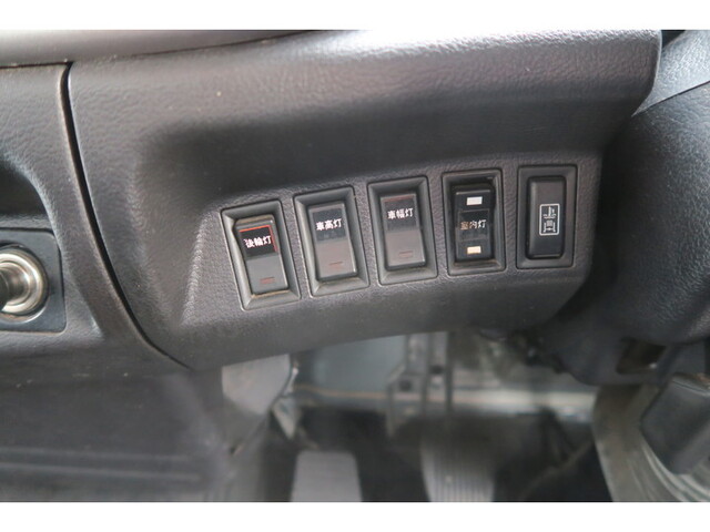 日野レンジャー冷凍車（冷蔵車）中型（4t）[写真35]