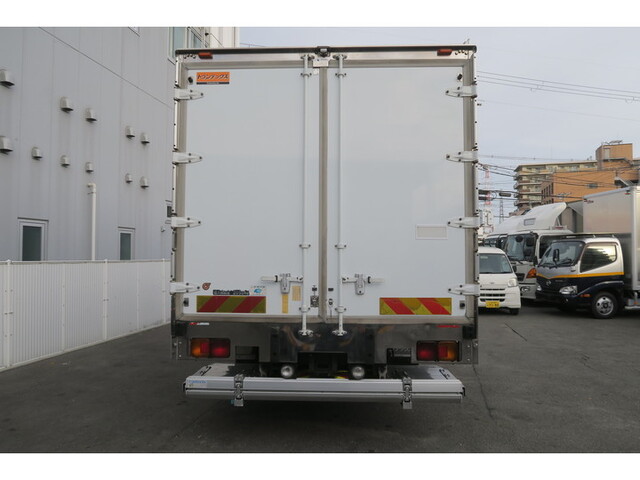 日野レンジャー冷凍車（冷蔵車）中型（4t）[写真08]