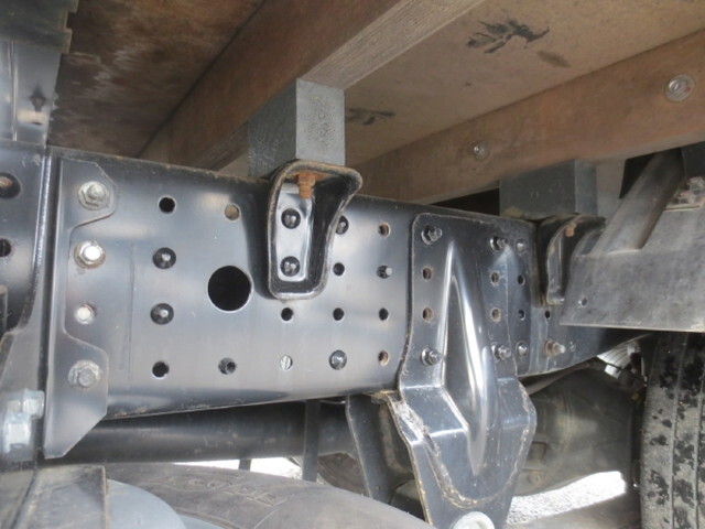 三菱ふそうキャンターダブルキャブ（Wキャブ）小型（2t・3t）[写真10]