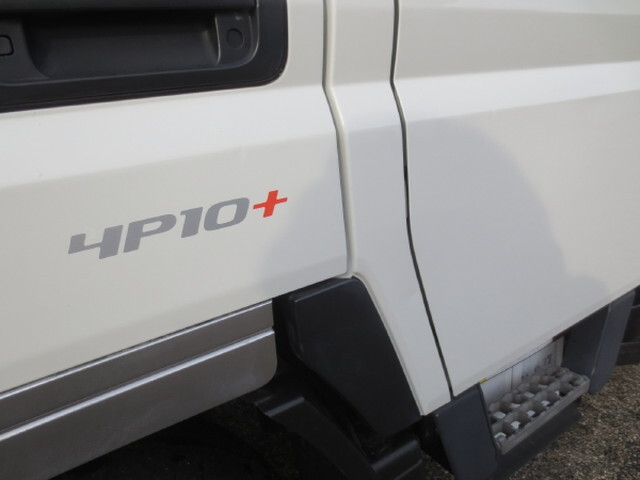 三菱ふそうキャンターダブルキャブ（Wキャブ）小型（2t・3t）[写真22]