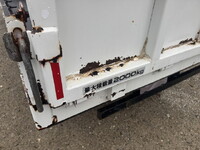 いすゞエルフセーフティローダー小型（2t・3t）[写真38]