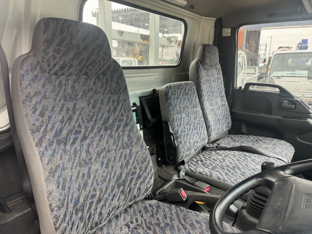 いすゞエルフセーフティローダー小型（2t・3t）[写真04]