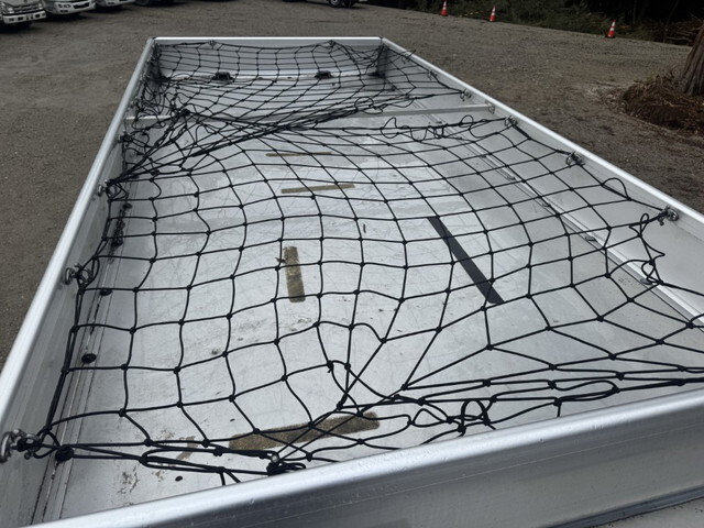 いすゞエルフボトルバン小型（2t・3t）[写真20]