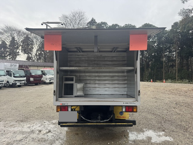 いすゞエルフボトルバン小型（2t・3t）[写真21]