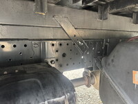 いすゞエルフボトルバン小型（2t・3t）[写真28]