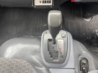 いすゞエルフボトルバン小型（2t・3t）[写真09]