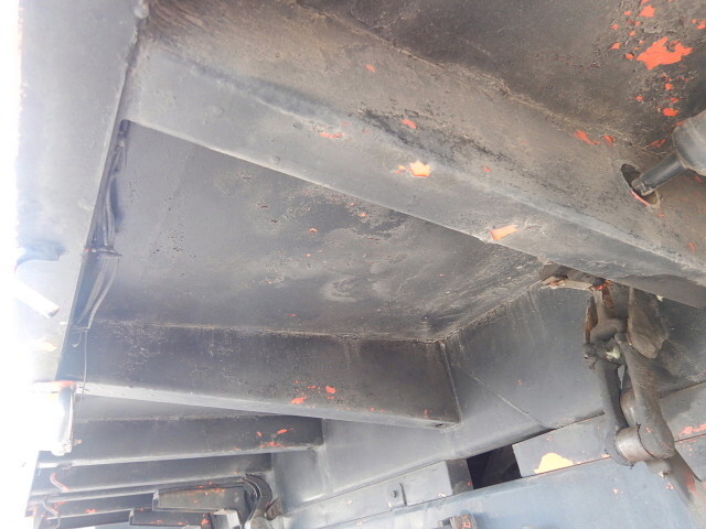 日野プロフィアダンプ大型（10t）[写真12]