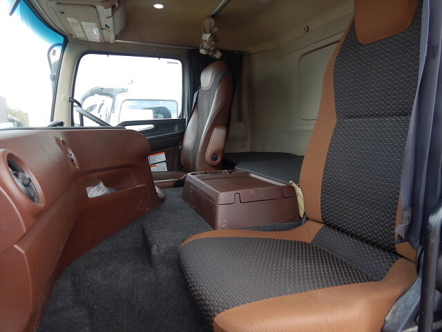 日野プロフィアダンプ大型（10t）[写真17]