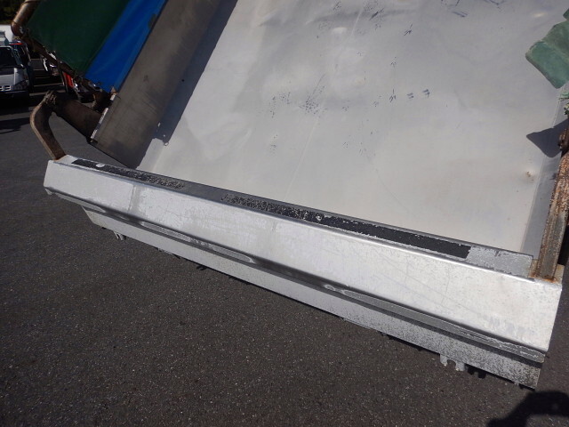 日野プロフィアダンプ大型（10t）[写真38]