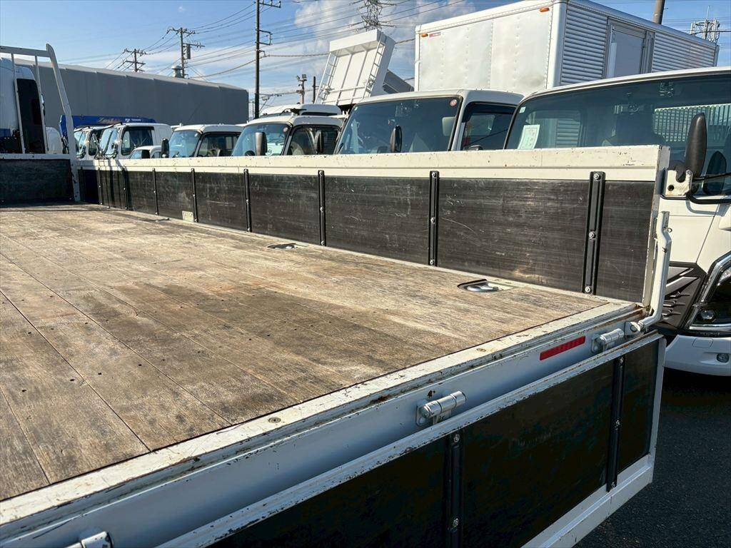 いすゞフォワードクレーン4段中型（4t）[写真10]