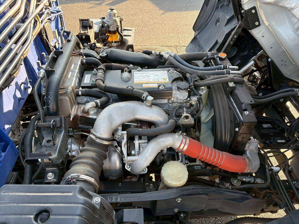 いすゞフォワードクレーン4段中型（4t）[写真17]