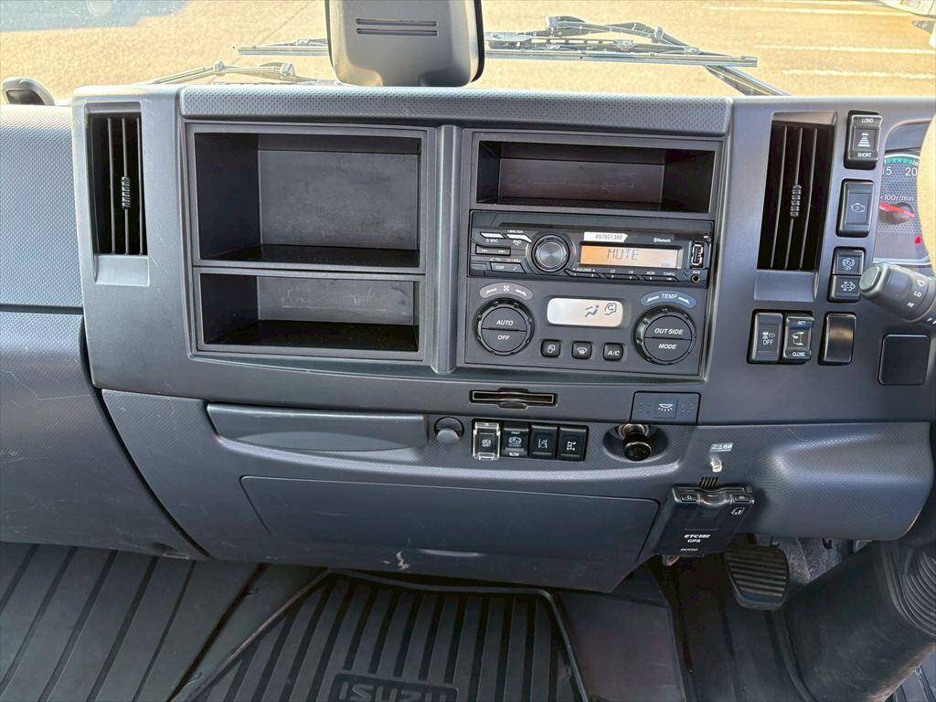 いすゞフォワードクレーン4段中型（4t）[写真20]