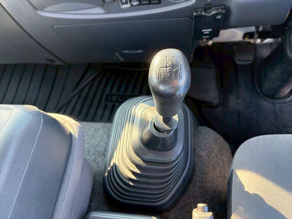 いすゞフォワードクレーン4段中型（4t）[写真21]