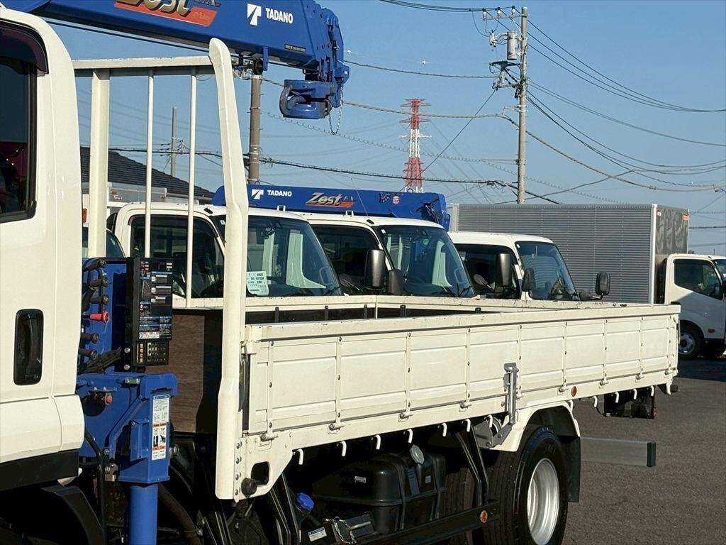 いすゞフォワードクレーン4段中型（4t）[写真06]