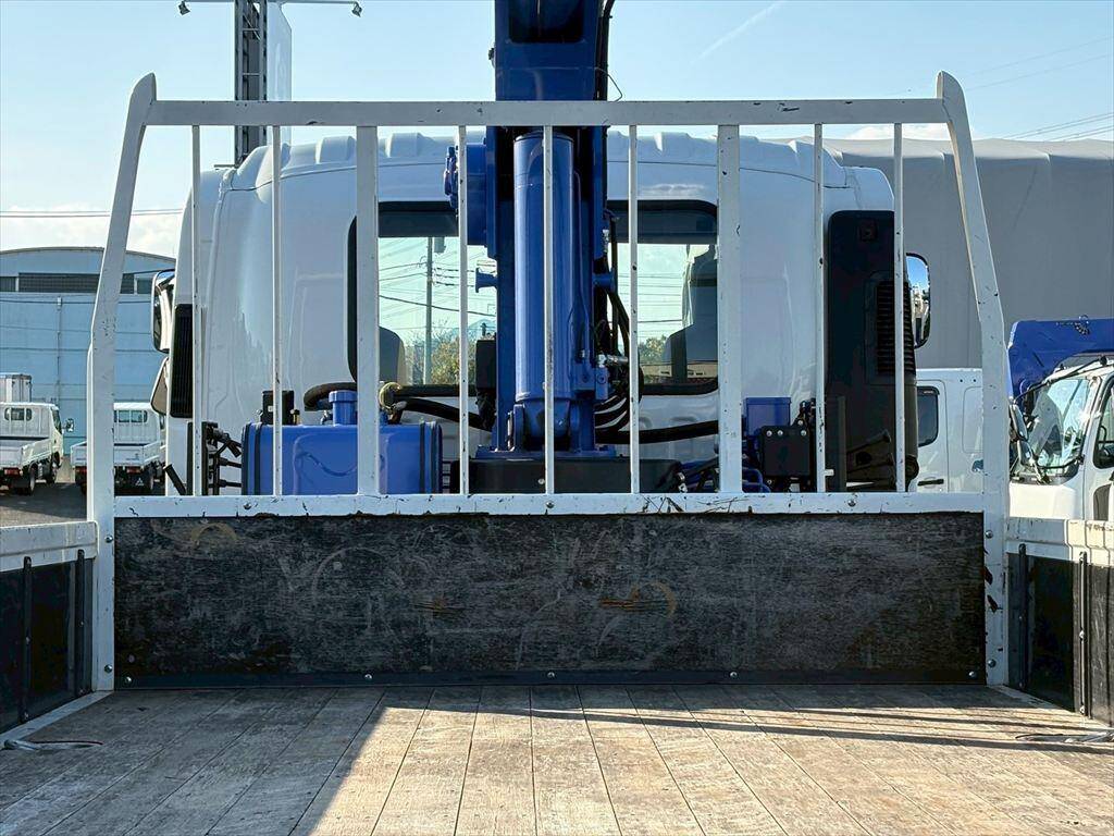 いすゞフォワードクレーン4段中型（4t）[写真07]