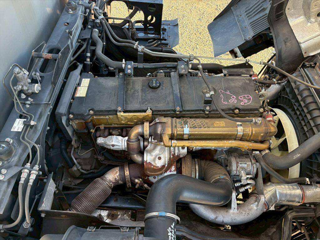 三菱ふそうスーパーグレートアルミブロック大型（10t）[写真17]