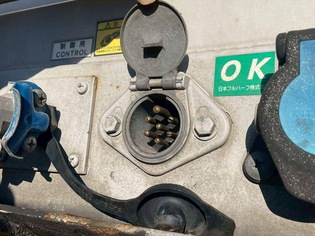 その他のメーカーその他の車種ウイングトレーラー大型（10t）[写真15]