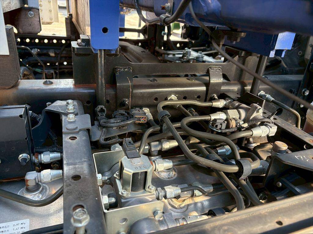 いすゞフォワードクレーン4段中型（4t）[写真15]