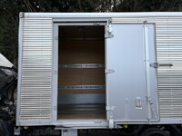 いすゞエルフアルミバン小型（2t・3t）[写真14]