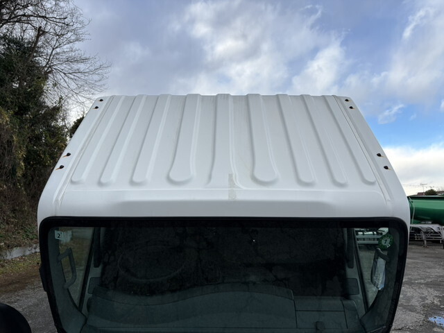 いすゞエルフアルミバン小型（2t・3t）[写真33]