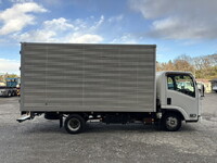 いすゞエルフアルミバン小型（2t・3t）[写真08]