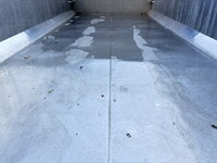 いすゞギガ深ダンプ（土砂禁ダンプ）大型（10t）[写真13]