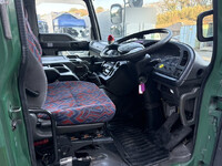 いすゞギガ深ダンプ（土砂禁ダンプ）大型（10t）[写真28]