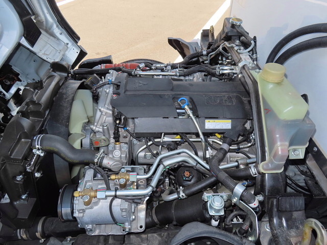 三菱ふそうキャンター冷凍車（冷蔵車）小型（2t・3t）[写真14]