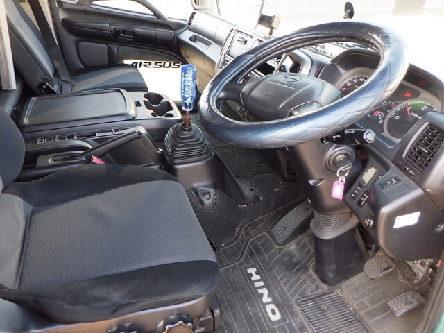 日野レンジャーアルミウイング中型（4t）[写真10]