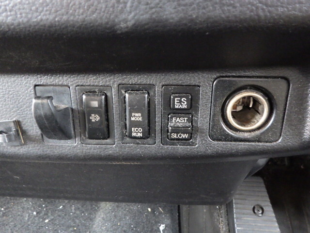 日野レンジャーアルミウイング中型（4t）[写真13]