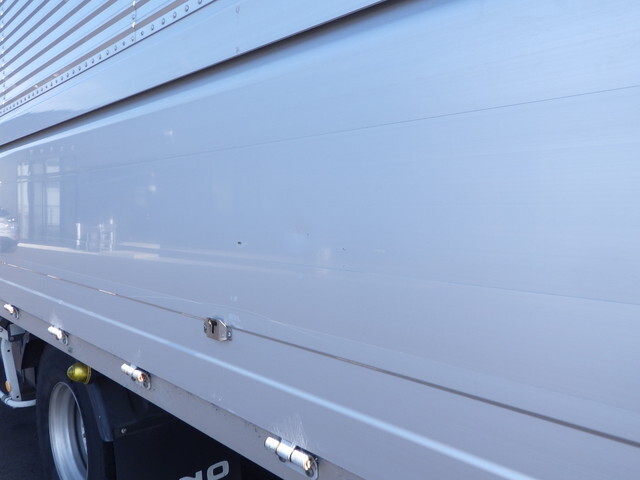 日野レンジャーアルミウイング中型（4t）[写真30]