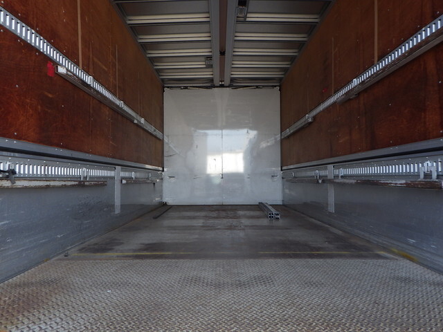 日野レンジャーアルミウイング中型（4t）[写真08]