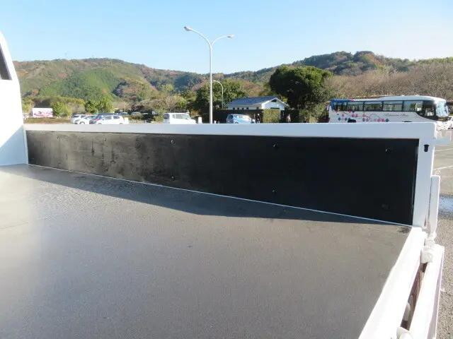 いすゞエルフダブルキャブ（Wキャブ）小型（2t・3t）[写真27]