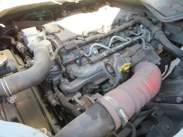 いすゞエルフダブルキャブ（Wキャブ）小型（2t・3t）[写真28]